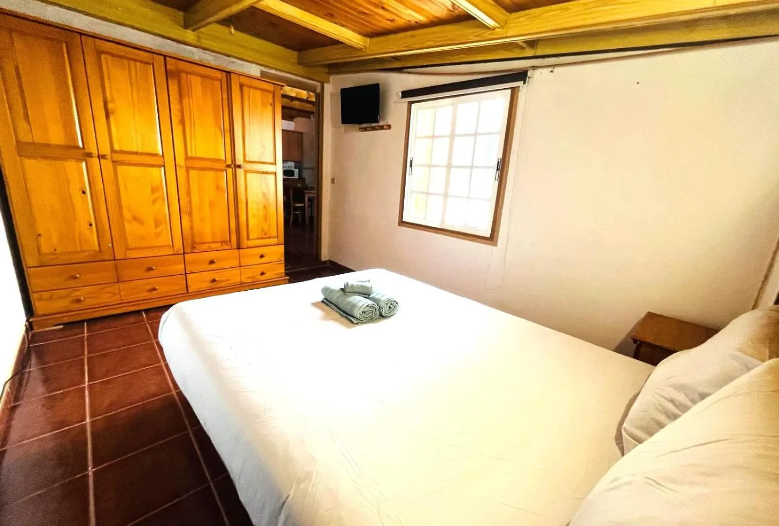 Peaceful And Private Chalet With Terrace Arona
