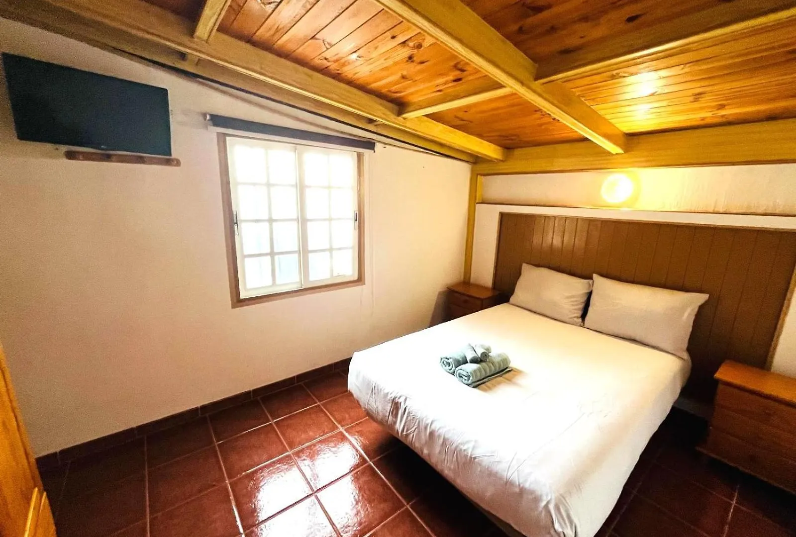 Peaceful And Private Chalet With Terrace Arona