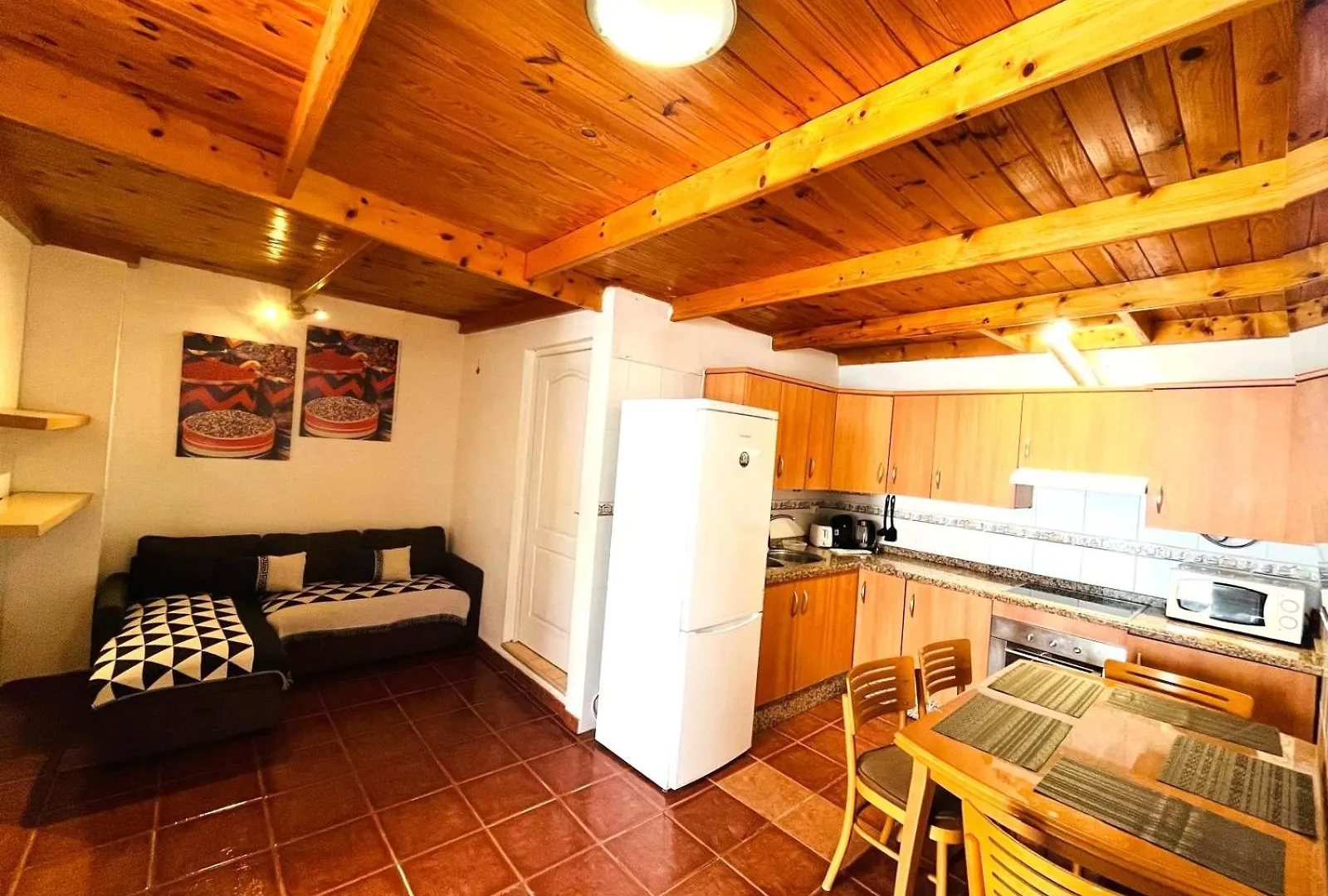 Peaceful And Private Chalet With Terrace Arona